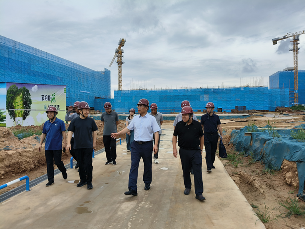 dcbox小金库官网党委书记、董事长汪洋到六十七高级中学项目调研项目建设工作